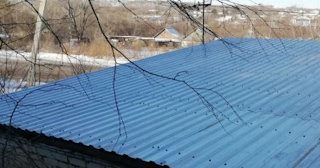 Демонтаж поликарбоната с крыши в Благовещенске - услуги по доступной цене от 627 рублей