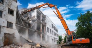 Промышленный демонтаж зданий Благовещенск, цена от 2974 руб.